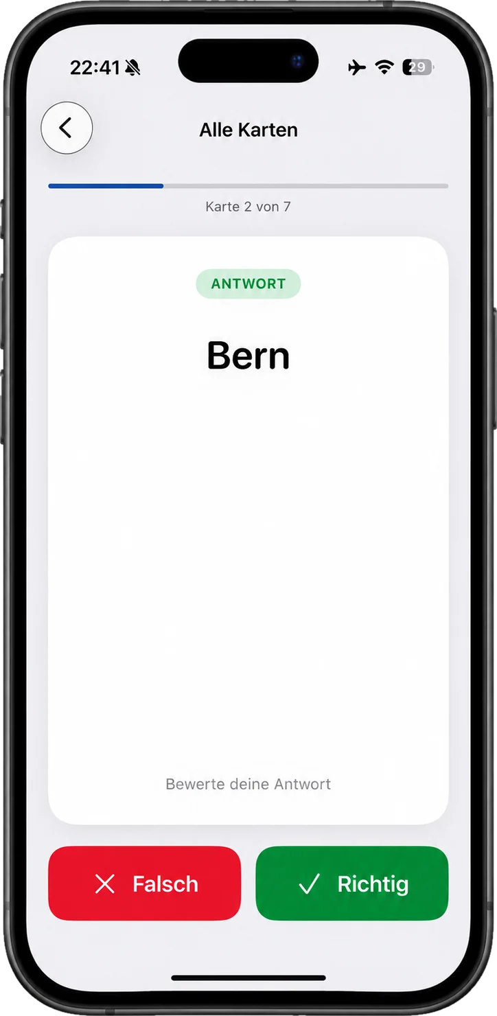 LearnFlip auf dem iPhone: aufgedeckte Antwort mit den Schaltflächen Falsch und Richtig